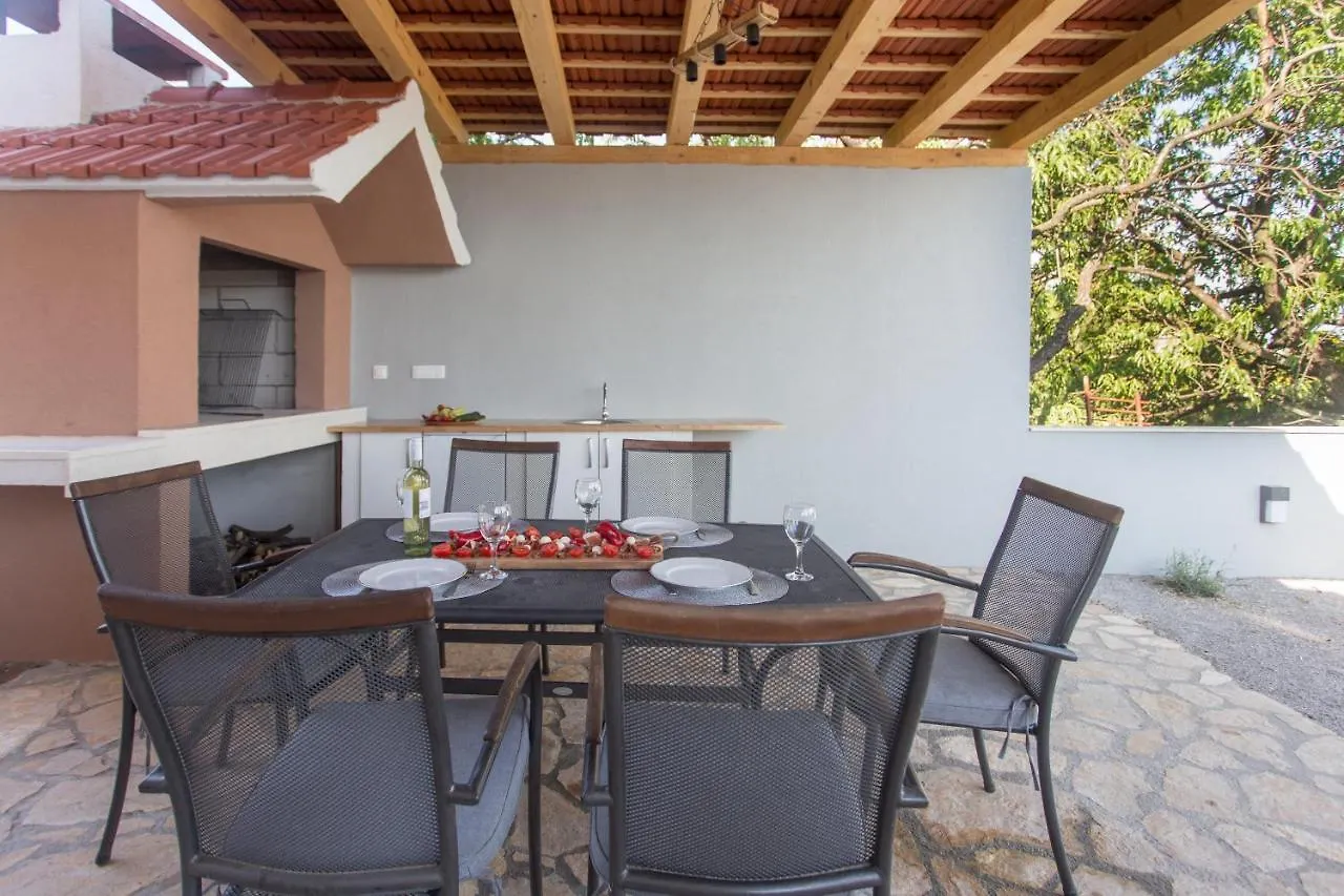 Modern Apartment With Large Pool&Sea View Kastela