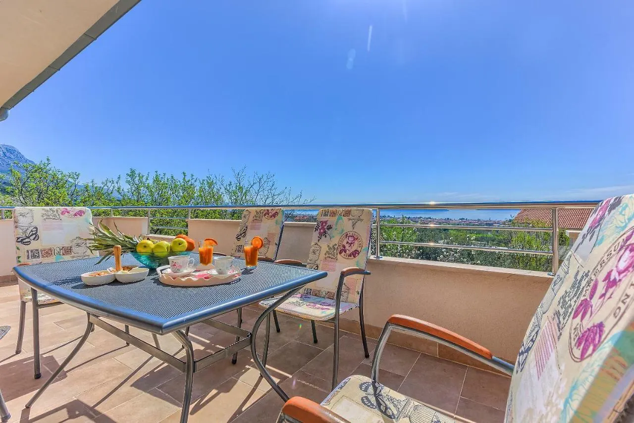 Modern Apartment With Large Pool&Sea View Kastela