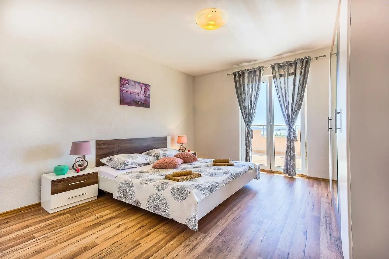 Modern Apartment With Large Pool&Sea View Kastela Croatia